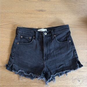 Abercrombie mom short high rise shorts